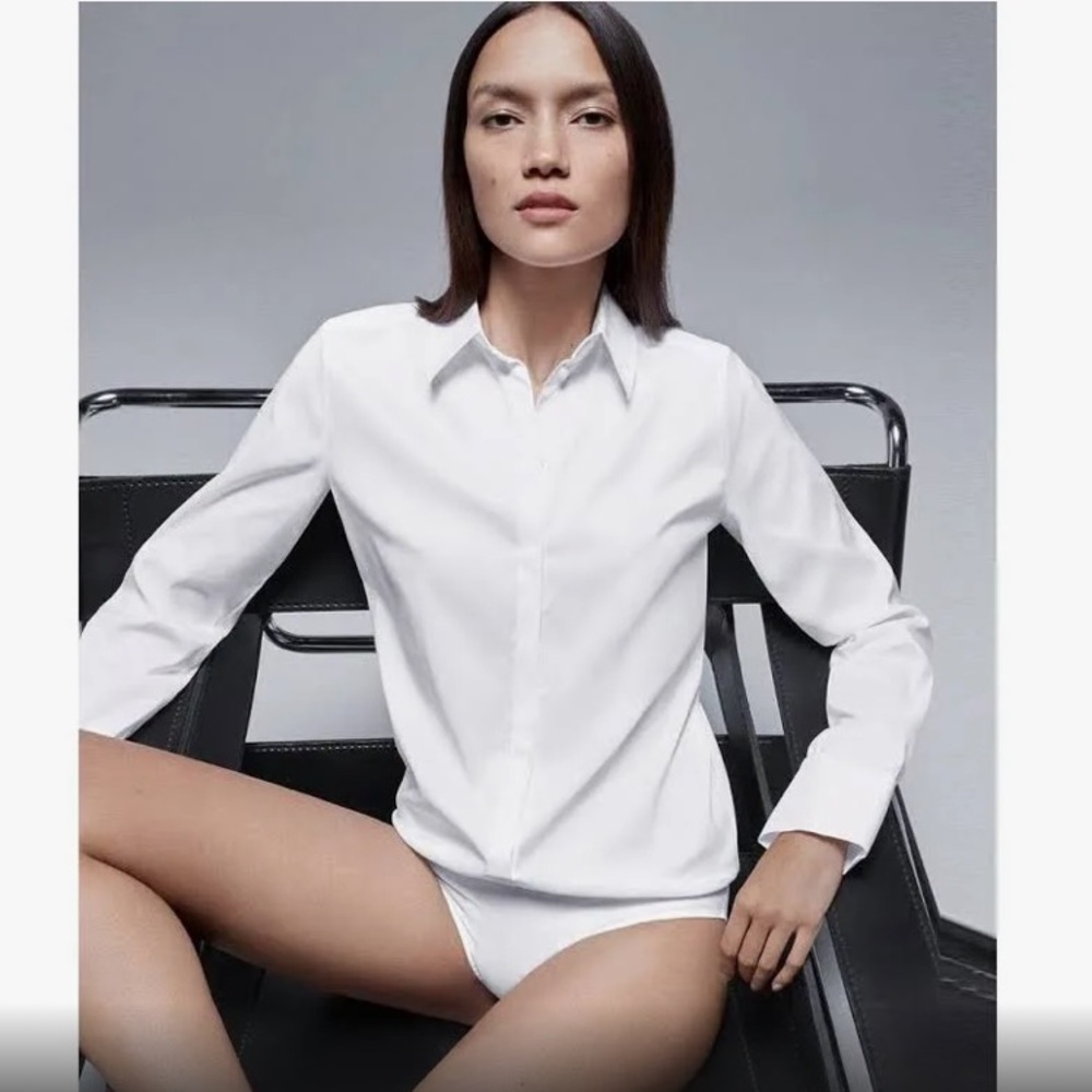 Women’s Wolford “London Effect” Button down bodysuit in White • Size 6